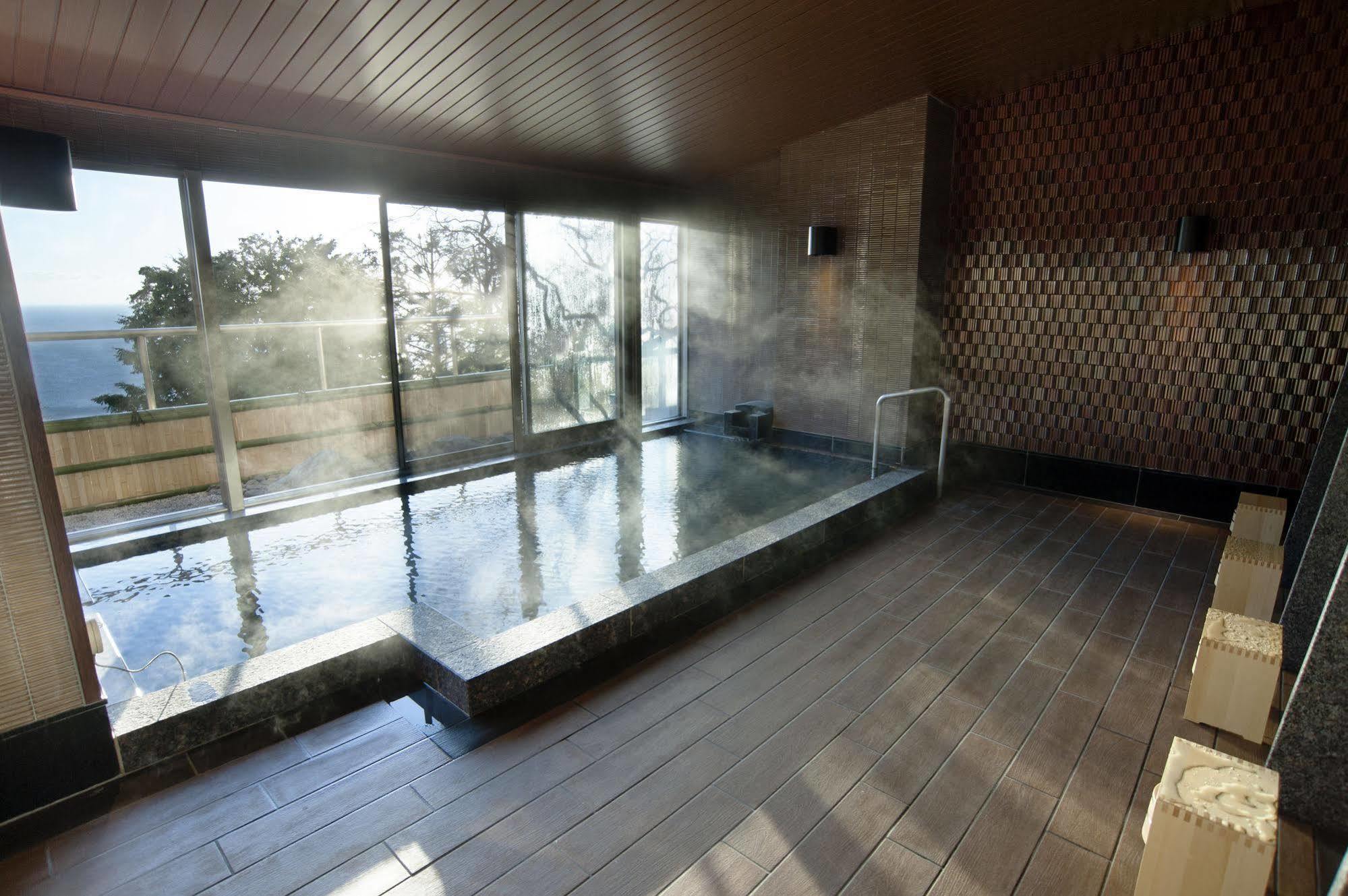 ホテル Atami Sekaie エクステリア 写真