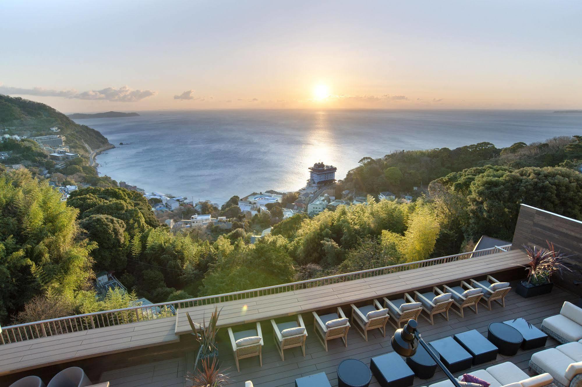ホテル Atami Sekaie エクステリア 写真